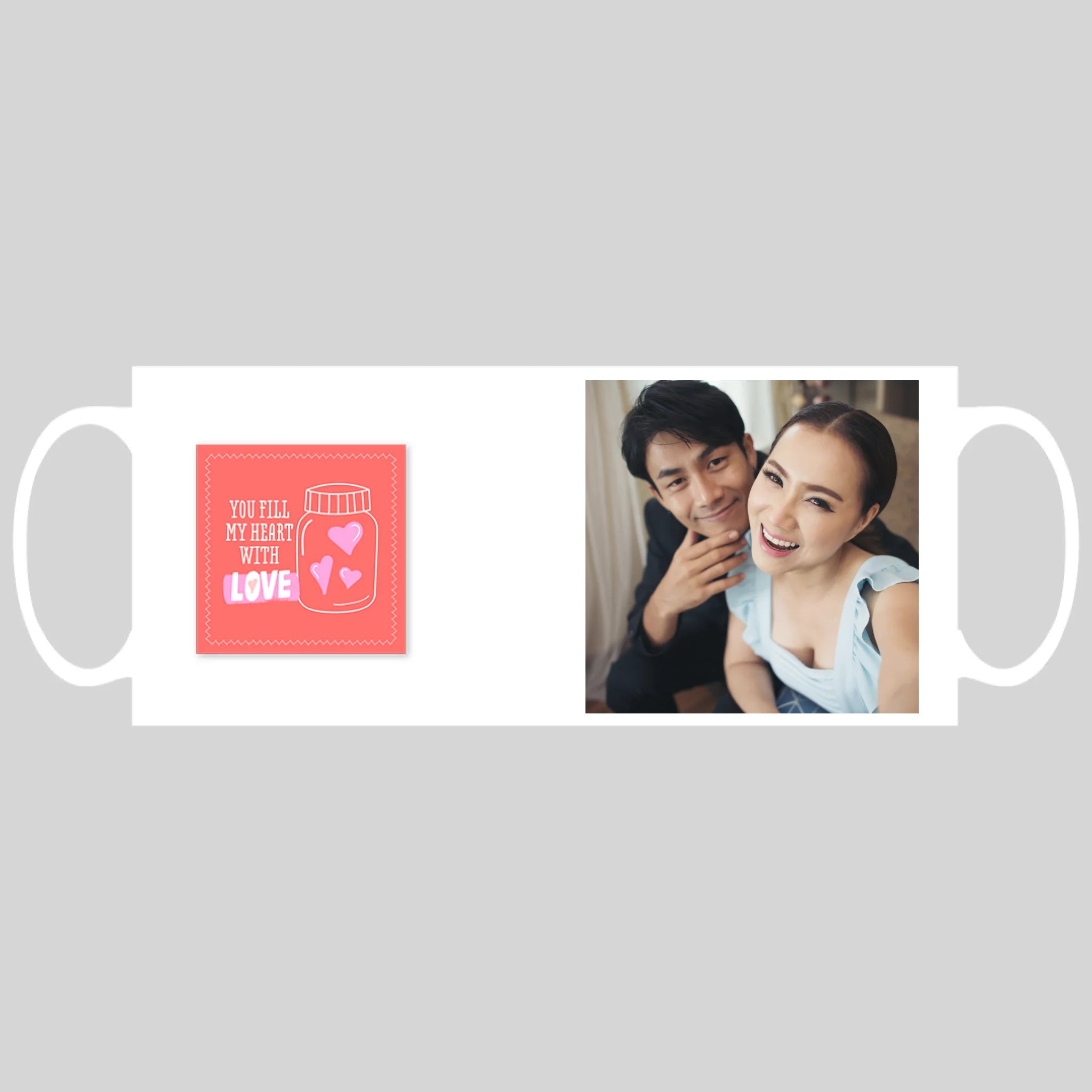 แก้วกาแฟ มีลายสกรีน วางบนพื้นขาว