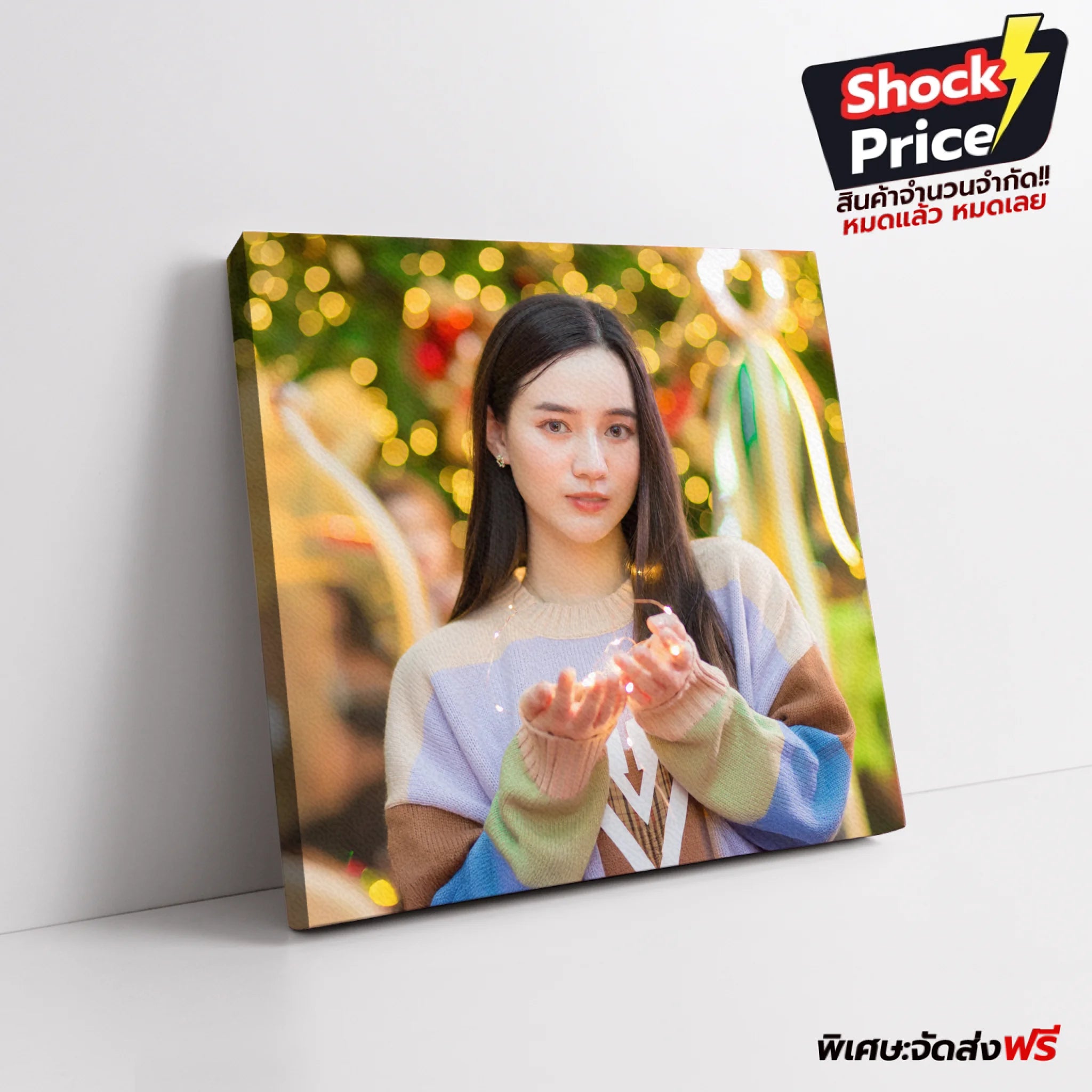 ภาพพิมพ์แคนวาส วางอยู่บนพื้นที่เป็นสีขาว