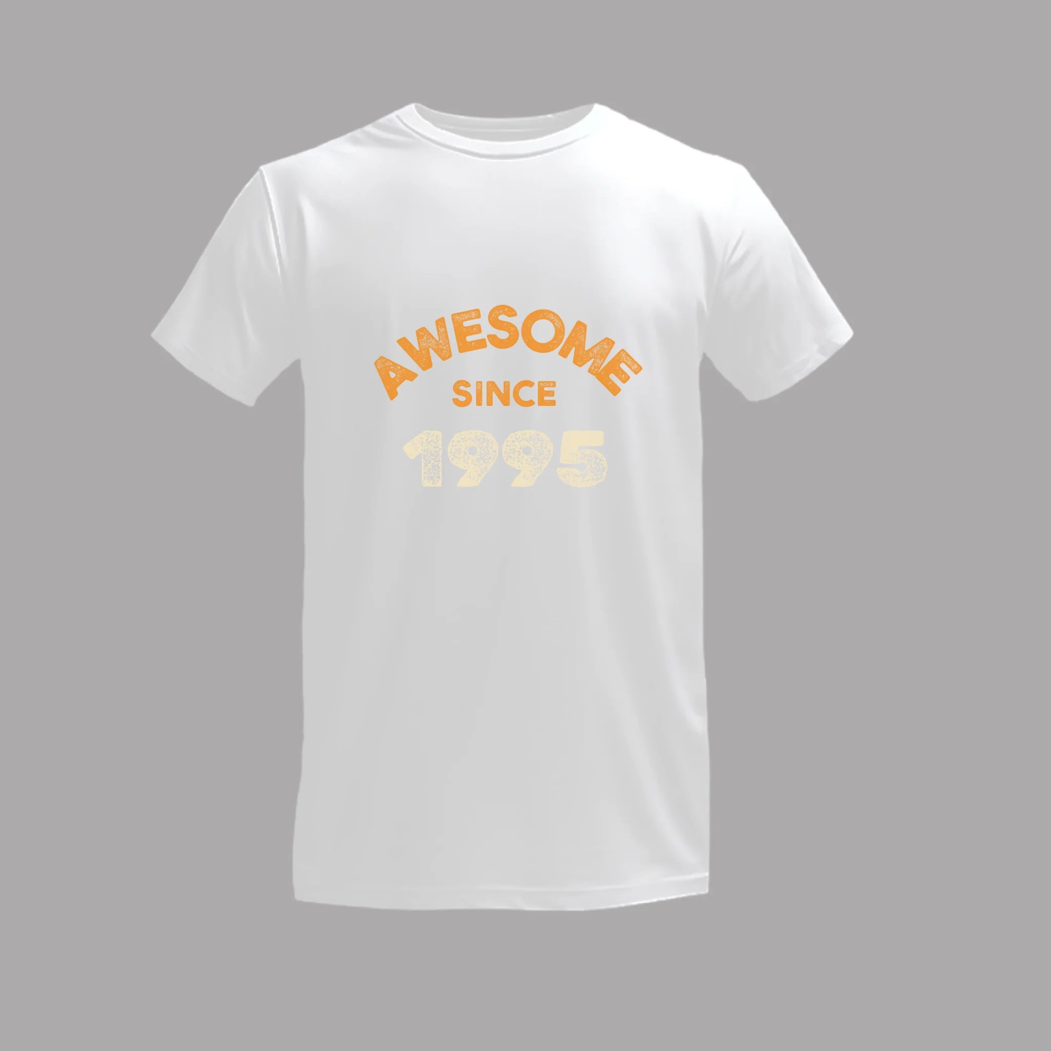 เสื้อยืดพิมพ์ลาย บนพื้นสีขาว