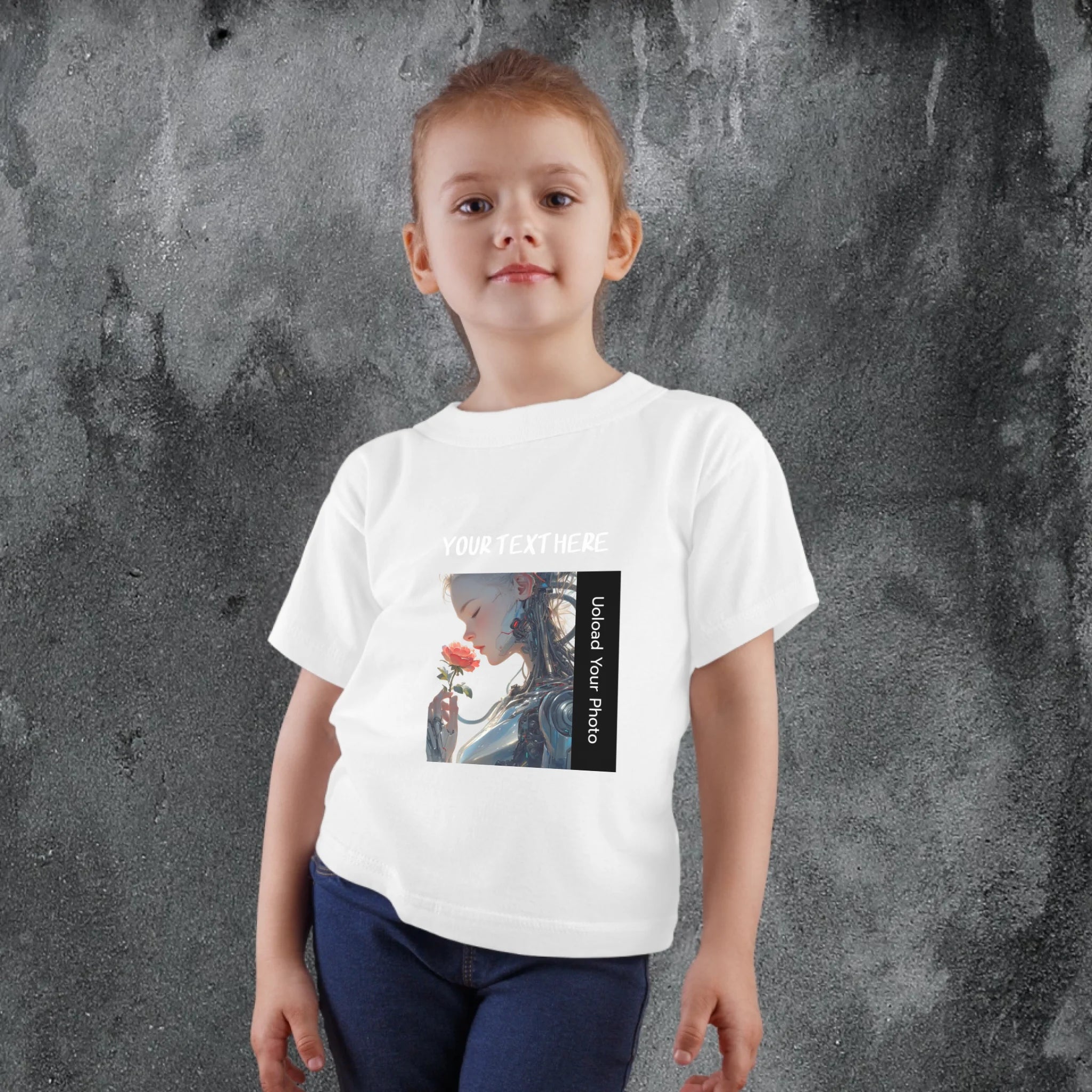 เด็กผู้หญิงใส่เสื้อยืดพิมพ์ลาย