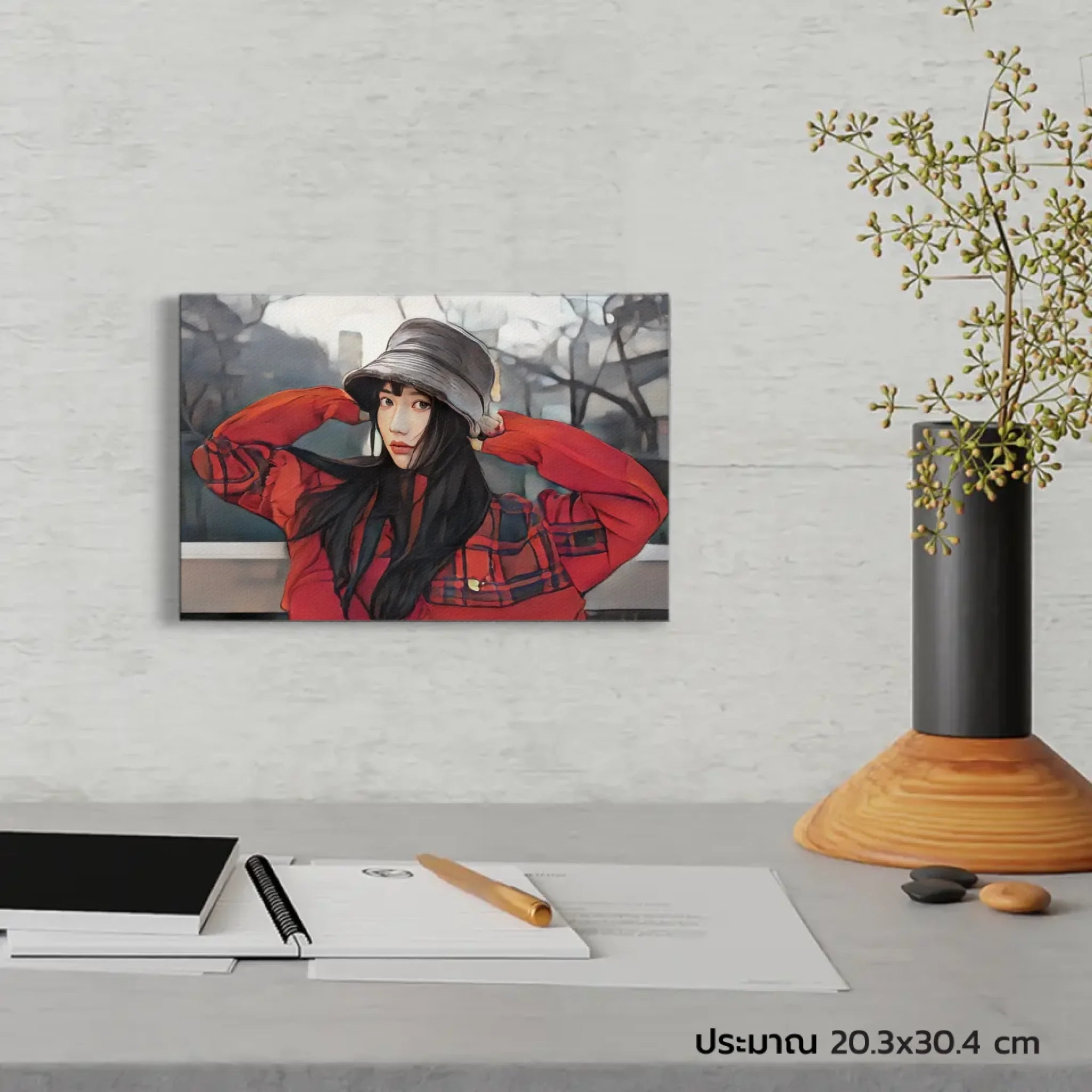 ภาพพิมพ์แคนวาส แขวนอยู่บนโต๊ะทำงาน