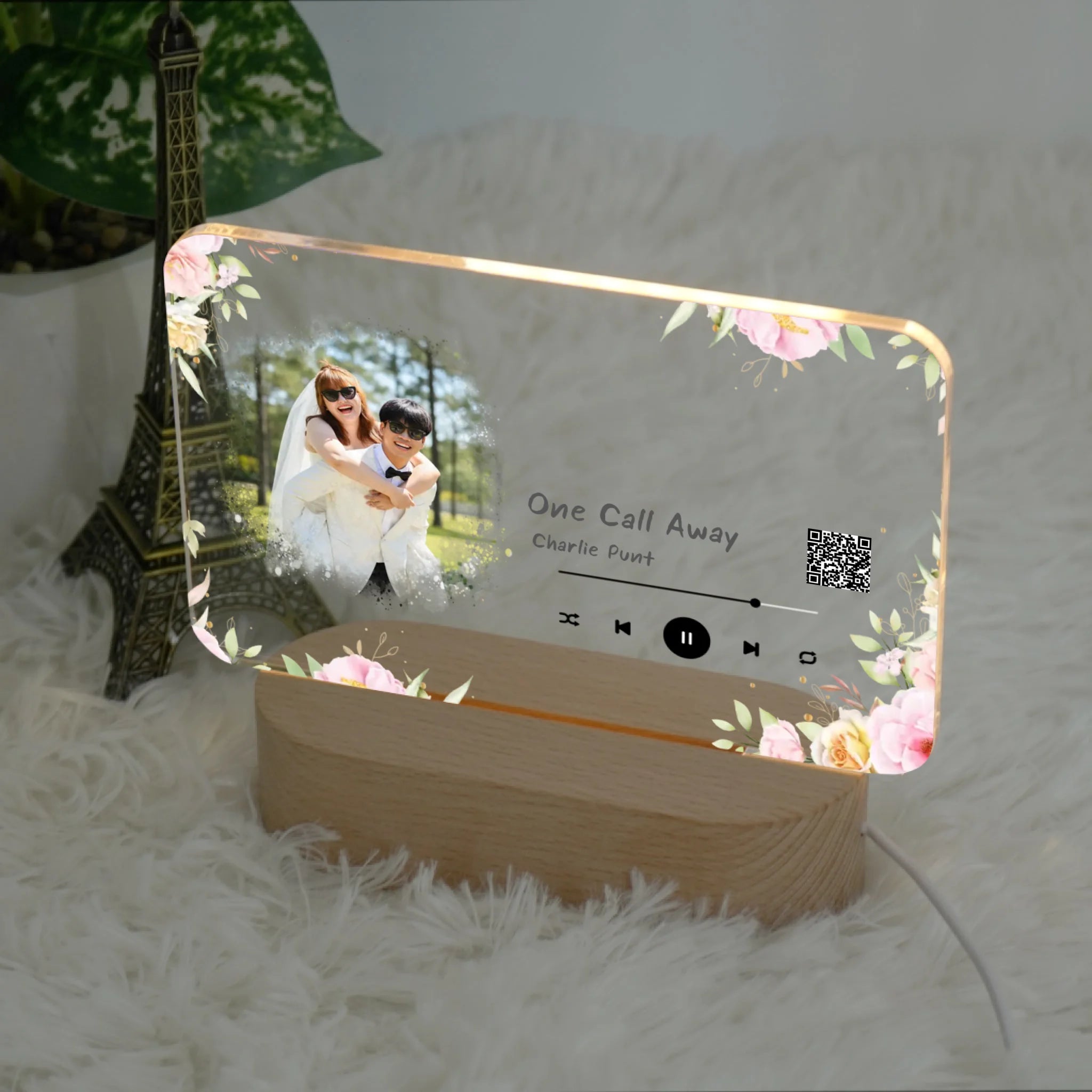 โคมไฟอะคริลิก พิมพ์ UV คุณภาพสูง พร้อมฐานตั้งและไฟ LED