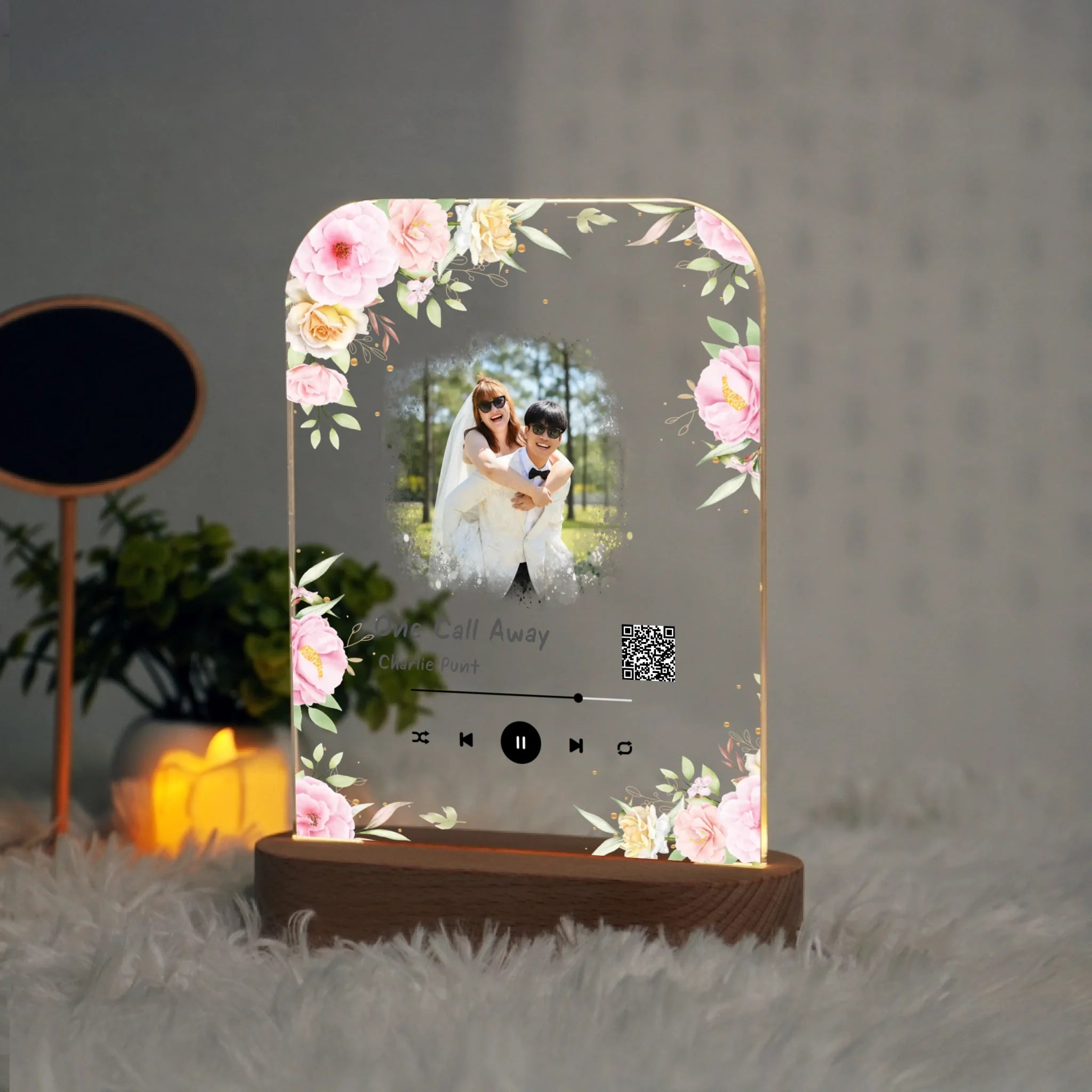 โคมไฟอะคริลิก พิมพ์ UV คุณภาพสูง พร้อมฐานตั้งและไฟ LED