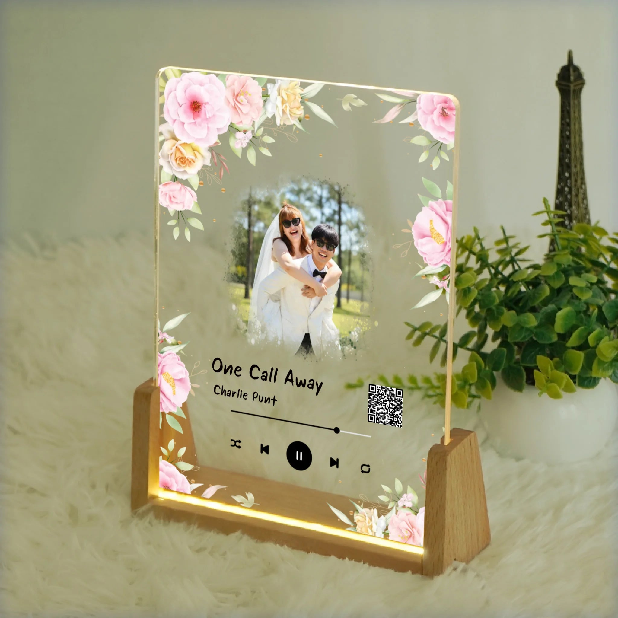 โคมไฟอะคริลิก พิมพ์ UV คุณภาพสูง พร้อมฐานตั้งและไฟ LED