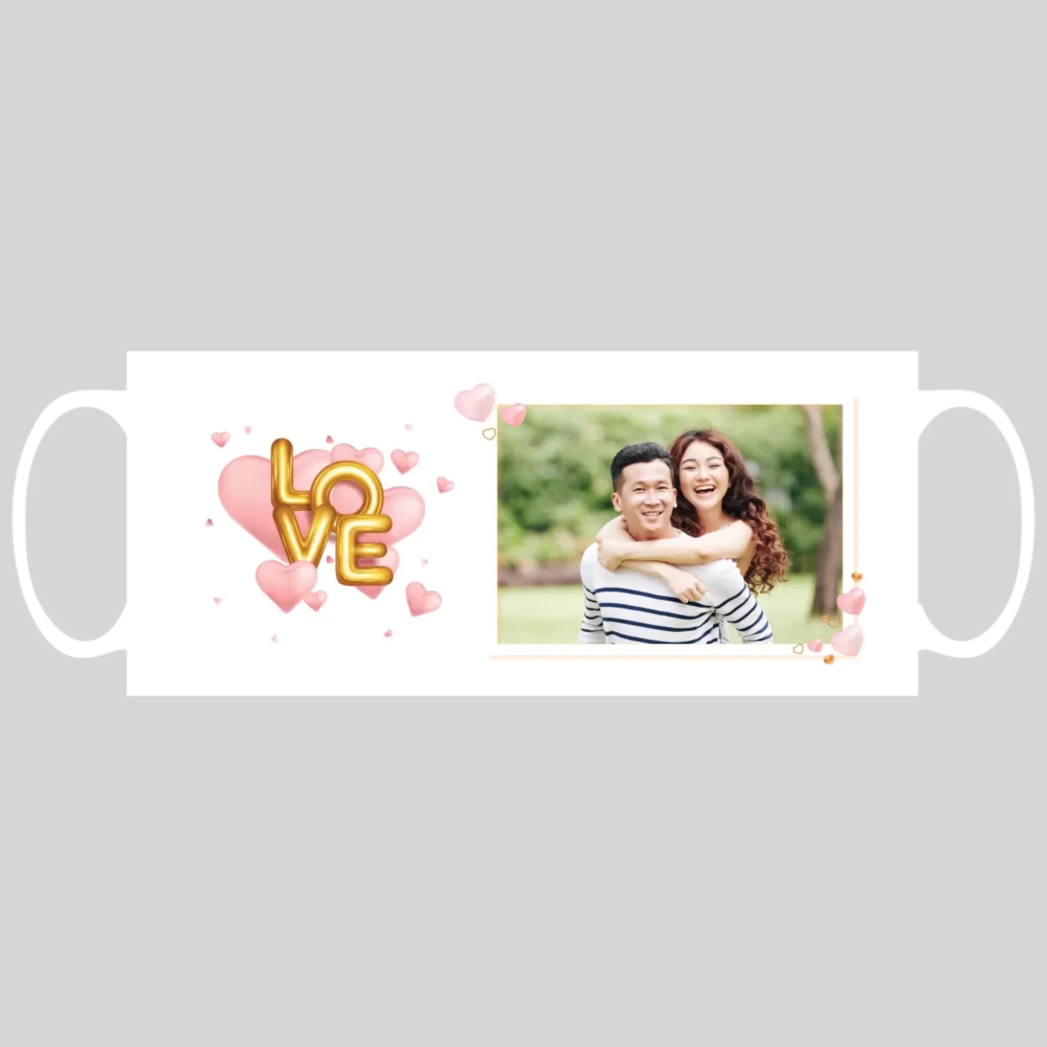 แก้วกาแฟ มีลายสกรีน วางบนพื้นขาว