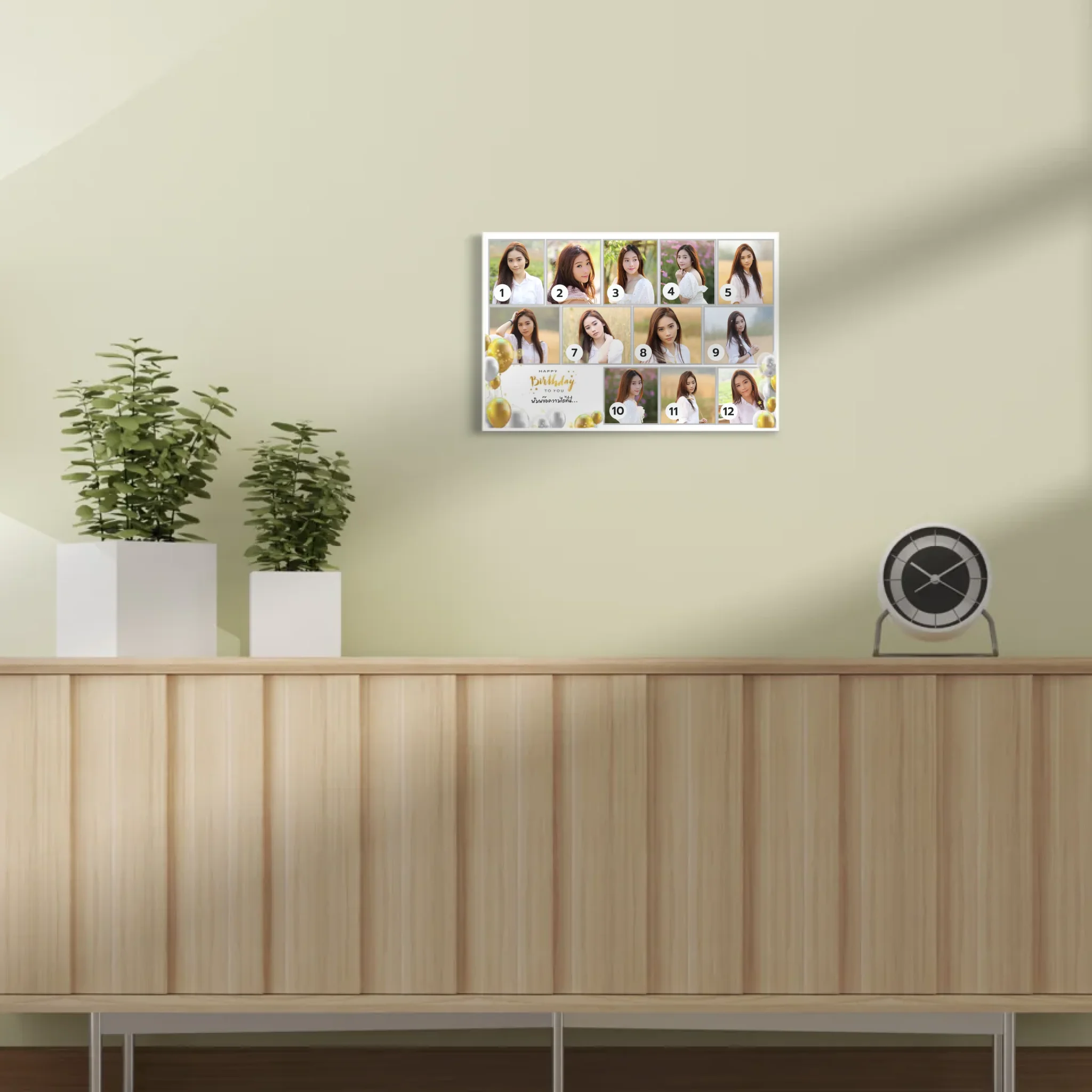 กรอบลอยแขวนบนผนังในบ้าน