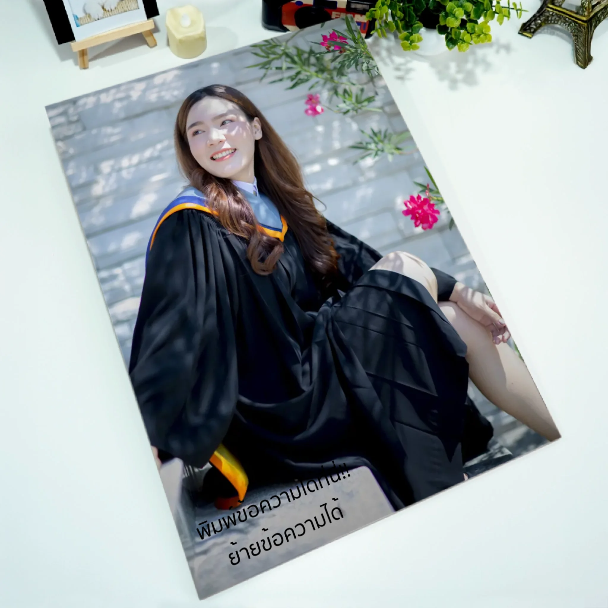 รูปภาพเคลือบด้าน รีดลงกระดานไม้