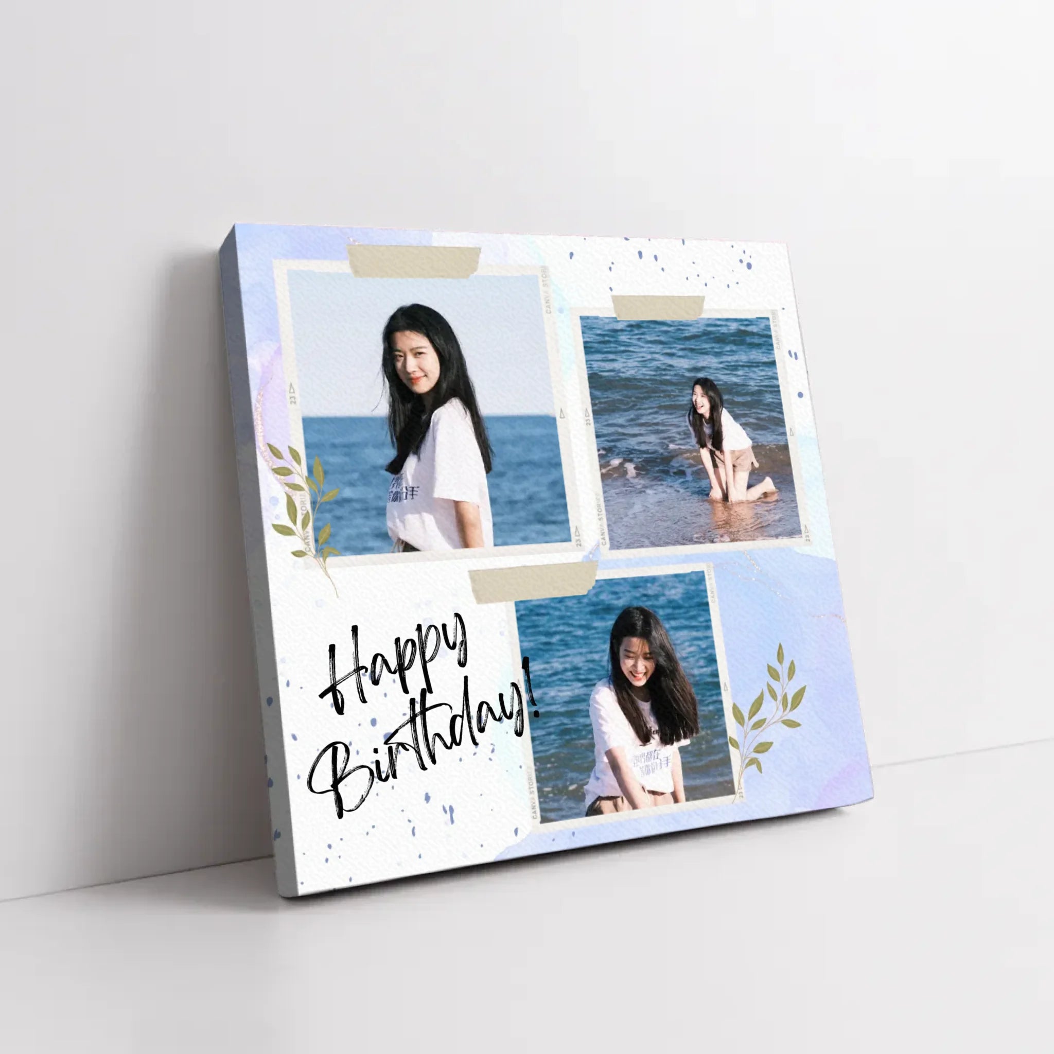 ภาพพิมพ์แคนวาส วางอยู่บนพื้นที่เป็นสีขาว