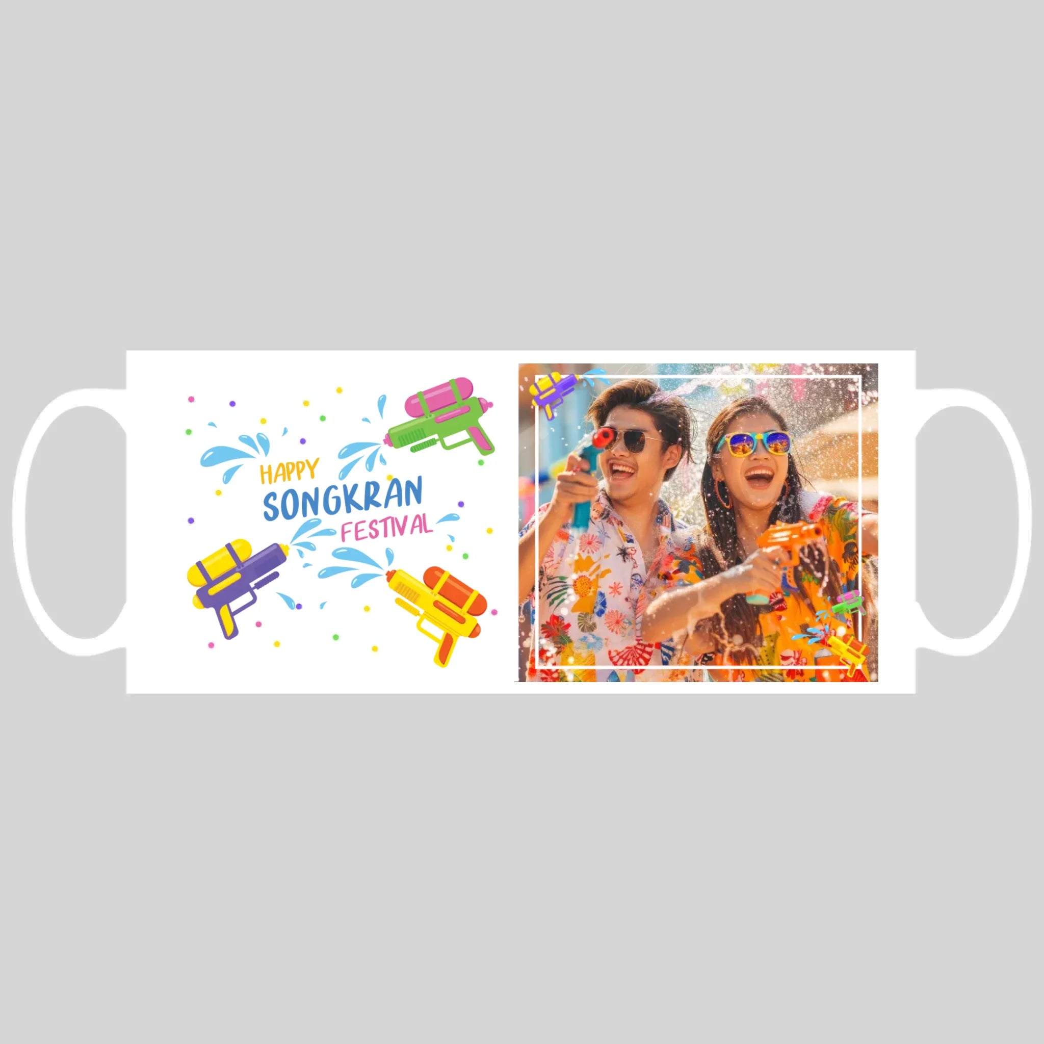 แก้วกาแฟ มีลายสกรีน วางบนพื้นขาว