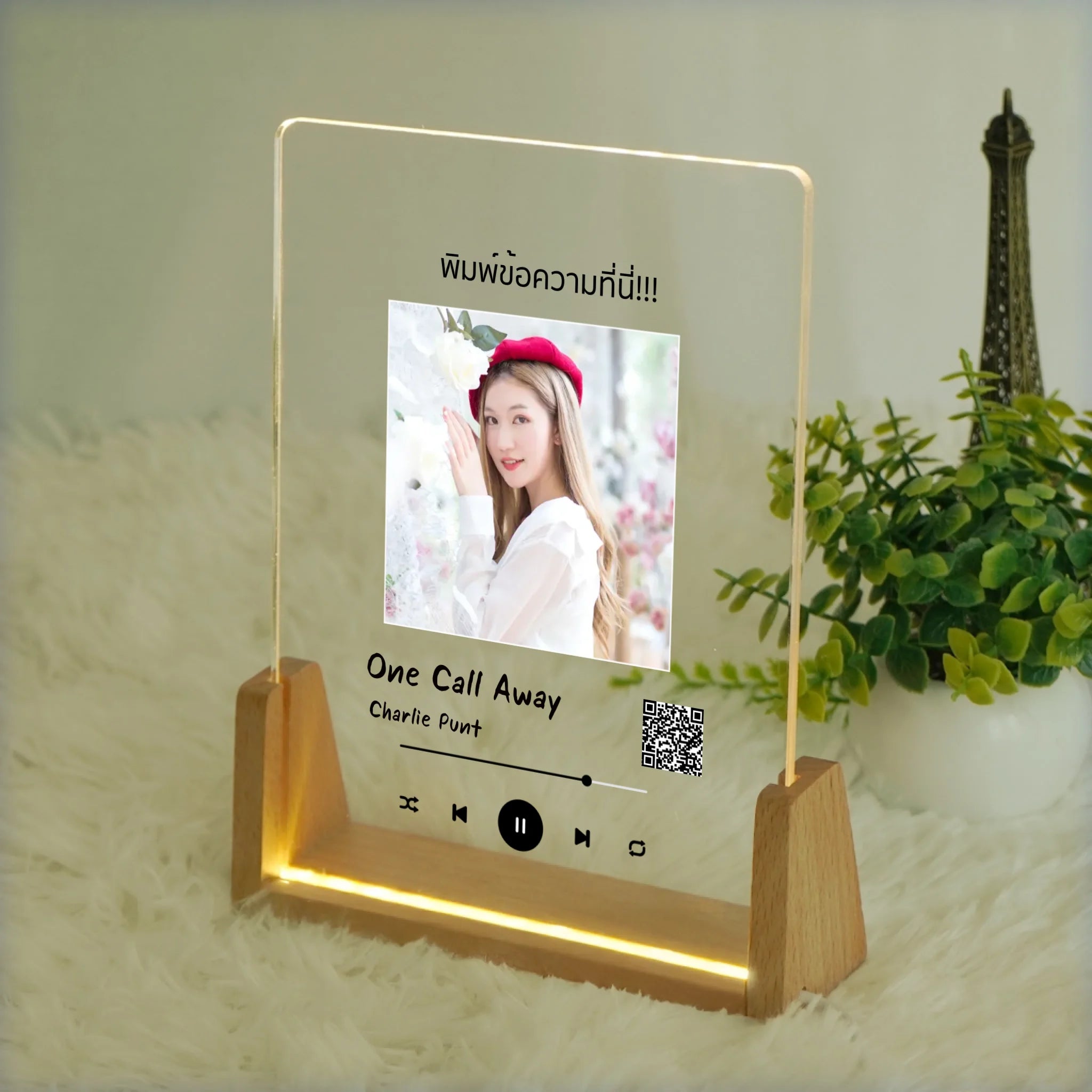 โคมไฟอะคริลิก พิมพ์ UV คุณภาพสูง พร้อมฐานตั้งและไฟ LED