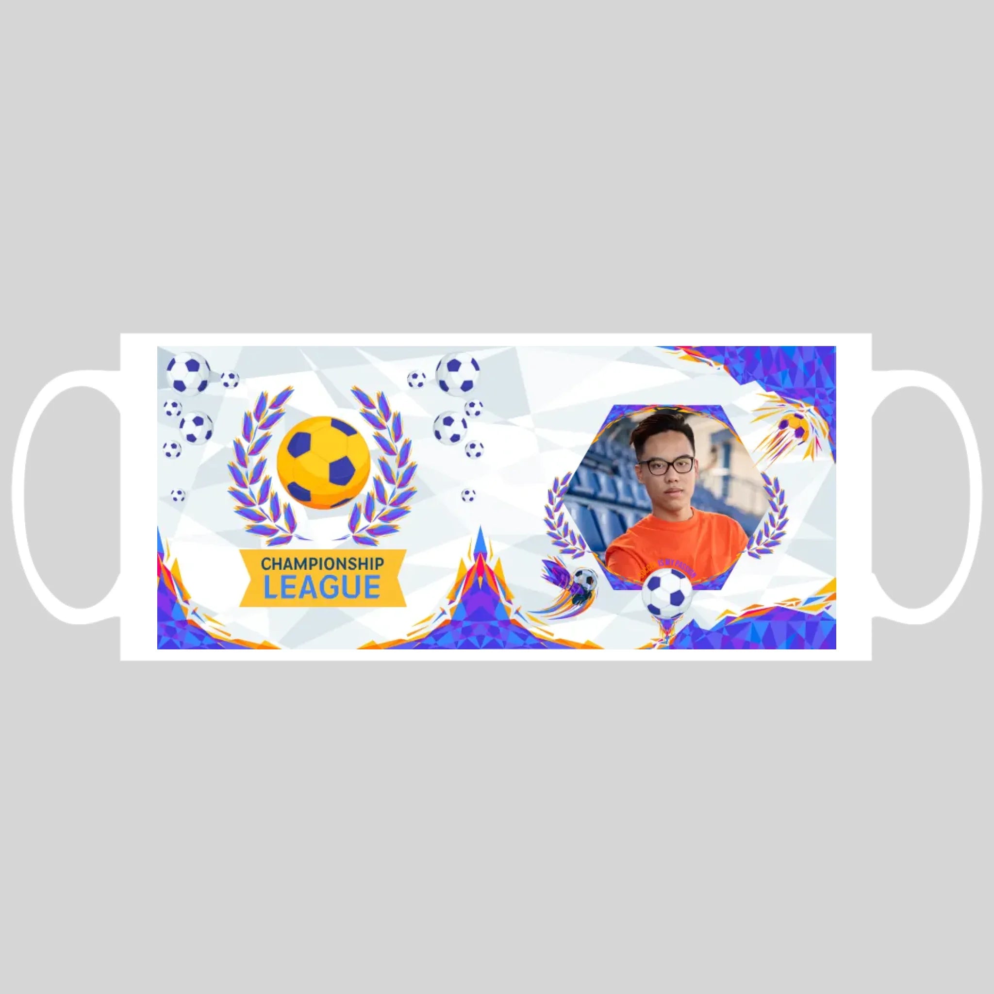 แก้วกาแฟ มีลายสกรีน วางบนพื้นขาว