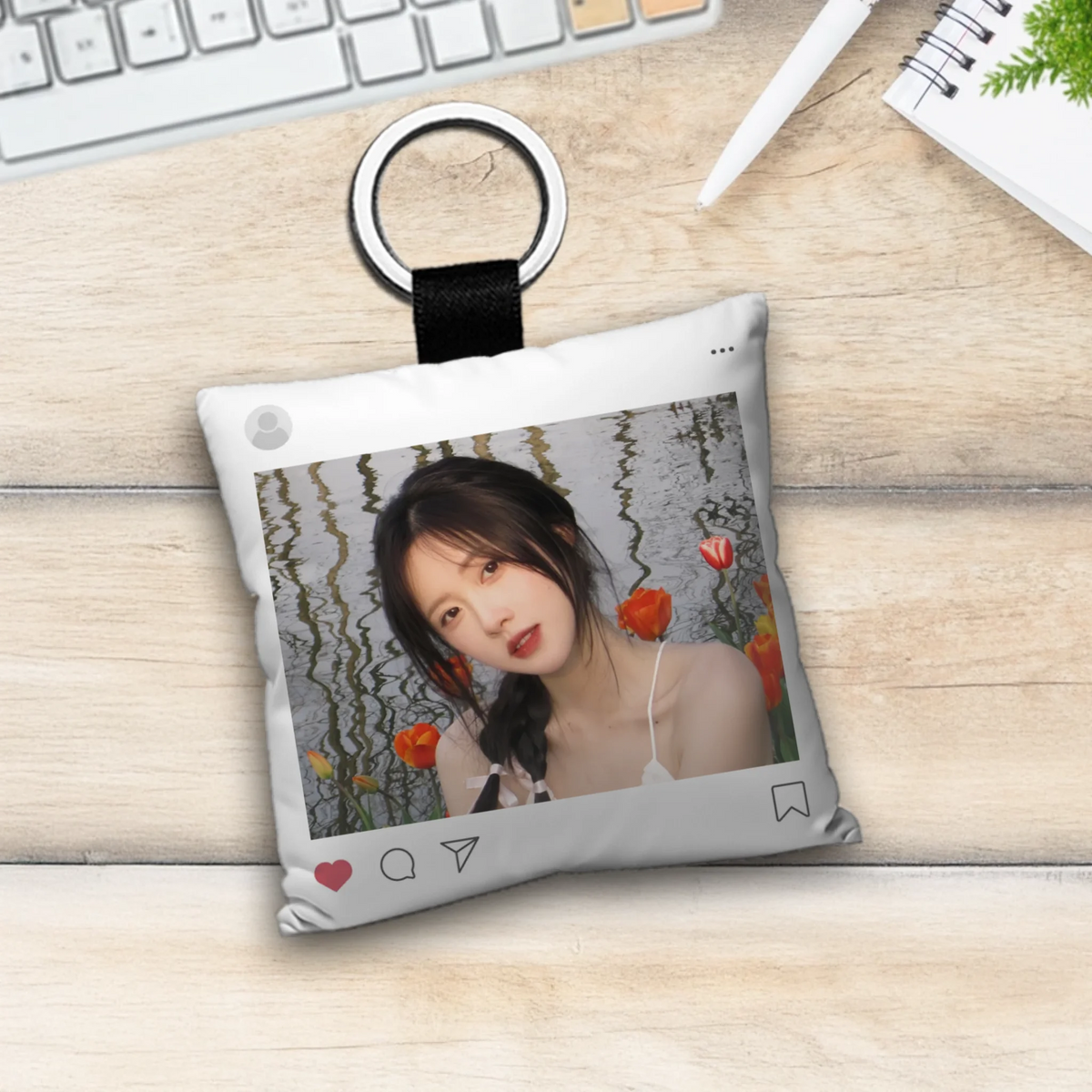 Minidoll Mockup 01